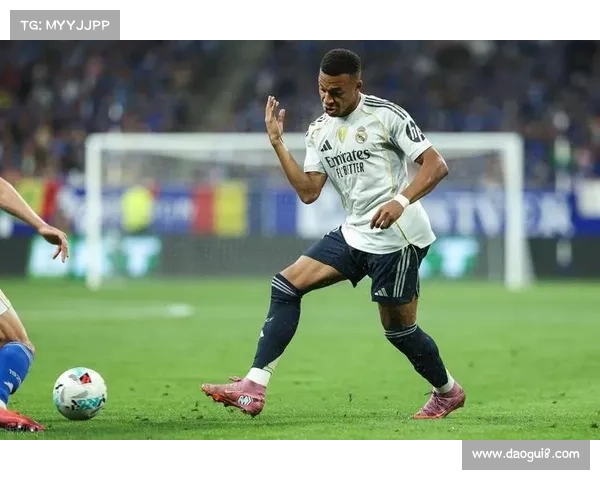 锋霸争锋凯恩九场轰十七球姆巴佩火力全开十三球紧追争锋巅峰